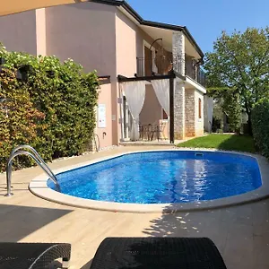 Bacio Apartment